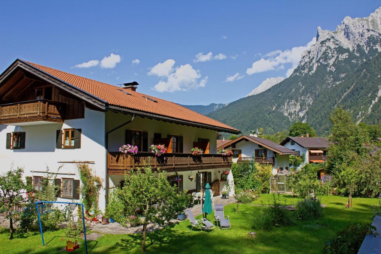 Gaestehaus Kurparkfrieden Міттенвальд Екстер'єр фото